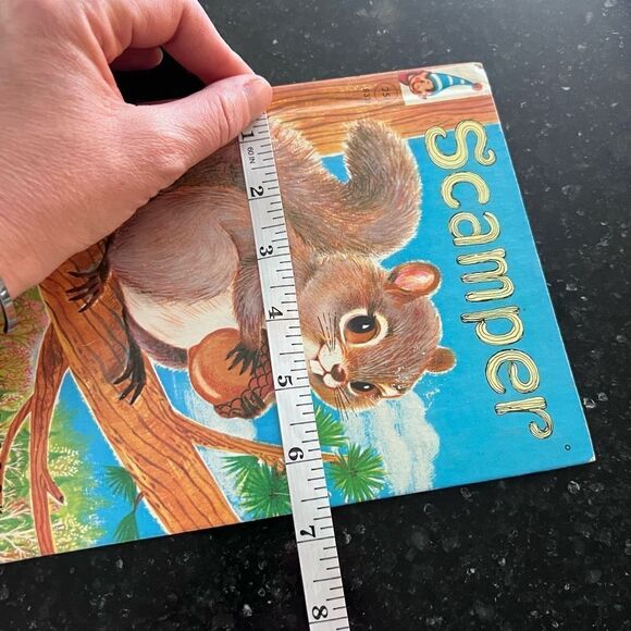 Vintage Scamper the Squirrel Children’s picture book mini 1959 Rand McNally - Picture 9 of 9